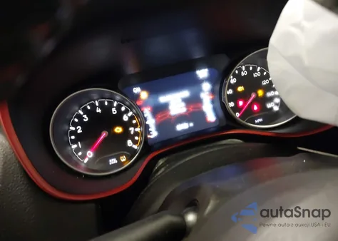 2019 Jeep Compass Trailhawk 4X4 z USA, uszkodzony, nr VIN 3C4NJDDB0KT856572